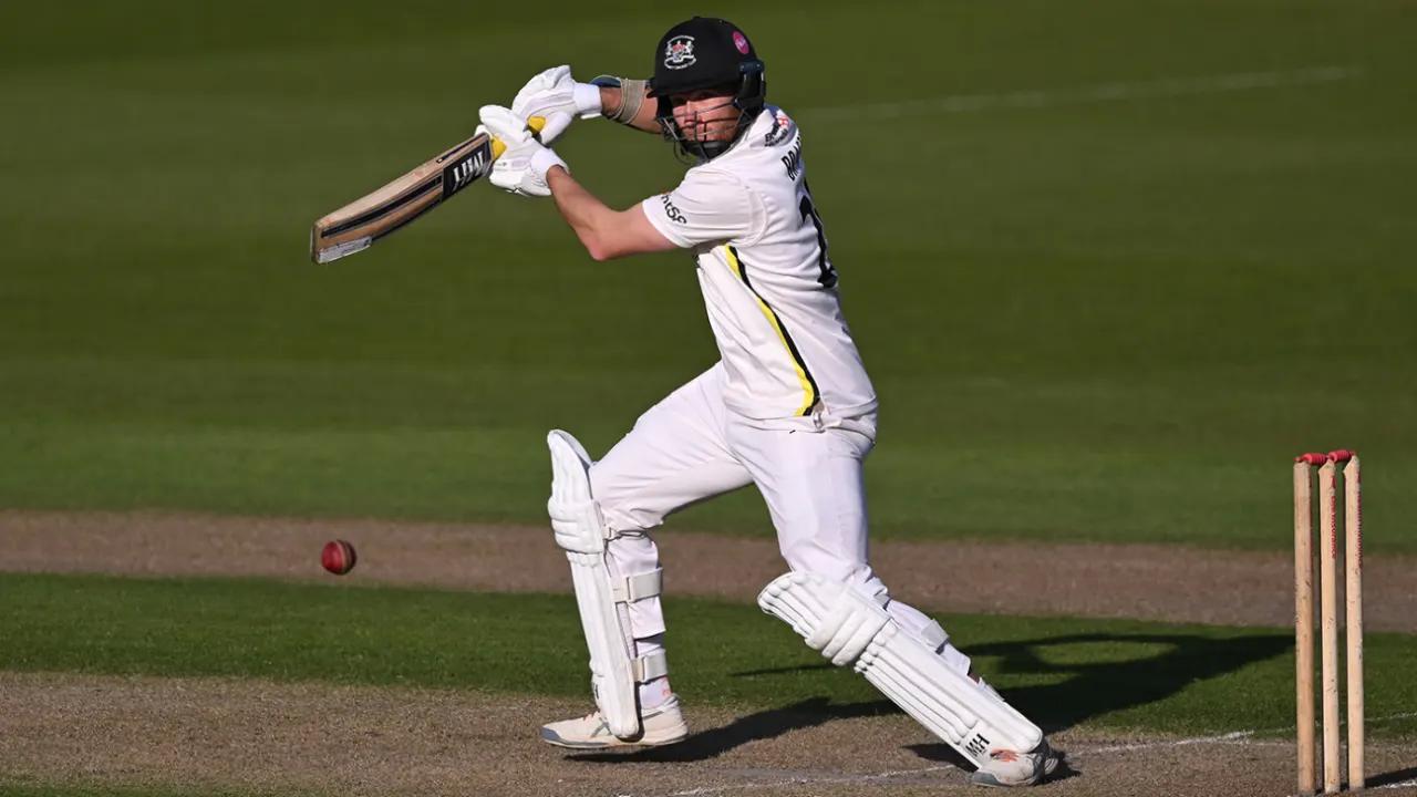 Ben Charlesworth and James Bracey shine as Gloucestershire see hope double fold