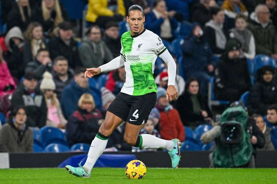 Van Dijk applauds Liverpool pair following Wolves triumph