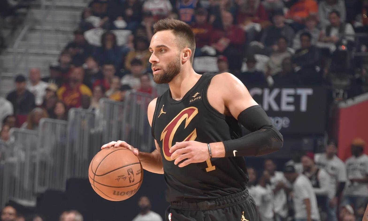 Cavaliers forward Max Strus sidelined for minimum 6 weeks with right ankle sprain